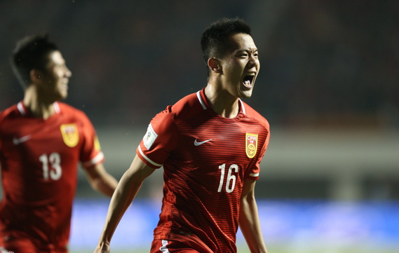 黄博文庆祝进球